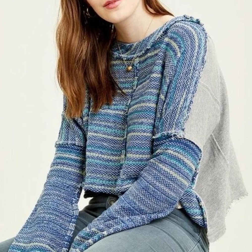 FREE‎ PEOPLE Catalina Blue Multi Striped Cropped Long Sleeve Knit Sweater SZ XS
